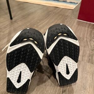 Women’s Burton Sapphire Snowboard Boots – Like New